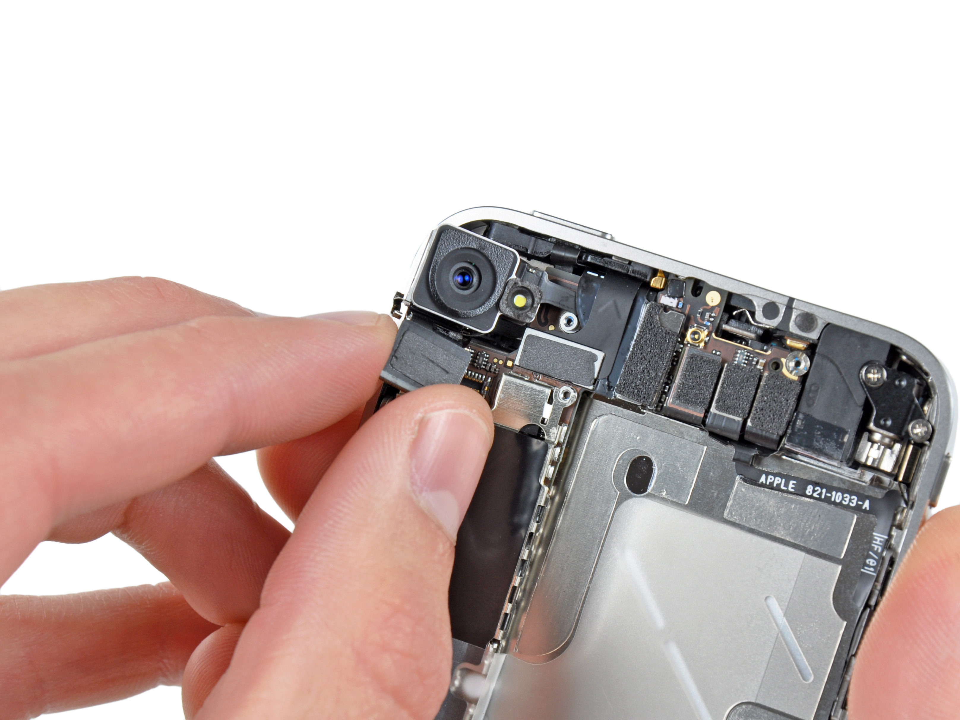 Как заменить камеру на iPhone 5?